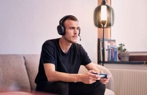 Steelseries, Dünyanın İlk Mobil Uyumlu Wireless Kulaklığı Arctis 1’i Duyurdu! Steelseries, Mobil Uyumlu Wireless Kulaklığı Arctis 1’i Duyurdu!