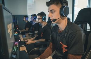 Profesyonel Espor Oyuncuları SteelSeries ile Yükseliyor Profesyonel Espor Oyuncuları SteelSeries ile Yükseliyor