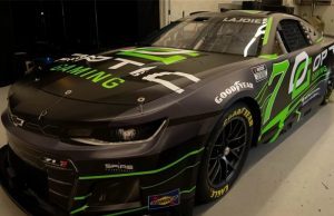 NASCAR Hayranları OpTic Gaming ile Spire Motorsports Otomobil İşbirliğini Gördükten Sonra Çılgına Döndü NASCAR Hayranları OpTic Gaming ile Spire Motorsports Otomobil İşbirliğini Gördükten Sonra Çılgına Döndü