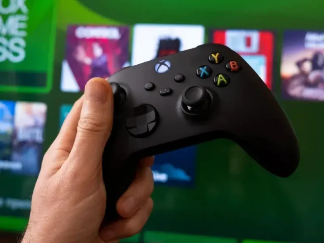Xbox Fiyat Artışları ve İşten Çıkarmaların Arkasında Kar Baskısı Var Xbox Fiyat Artışları ve İşten Çıkarmaların Arkasında Kar Baskısı Var
